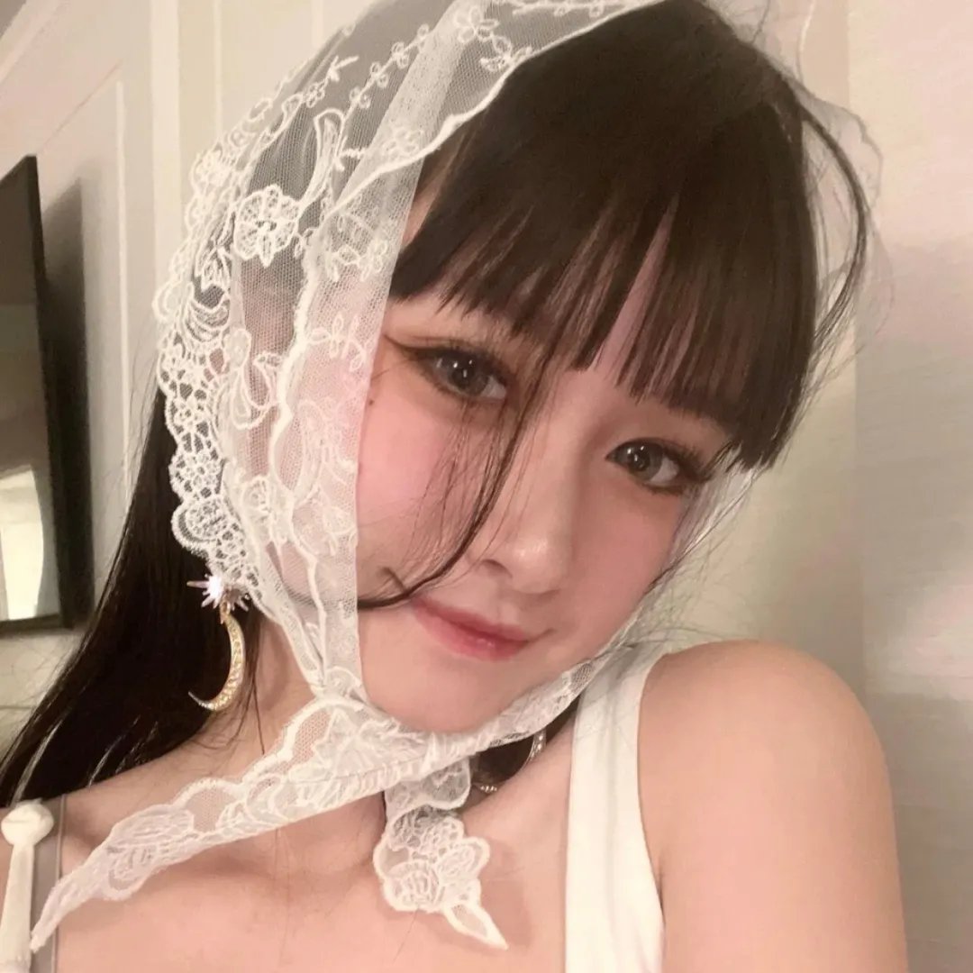 倾国倾城 封面